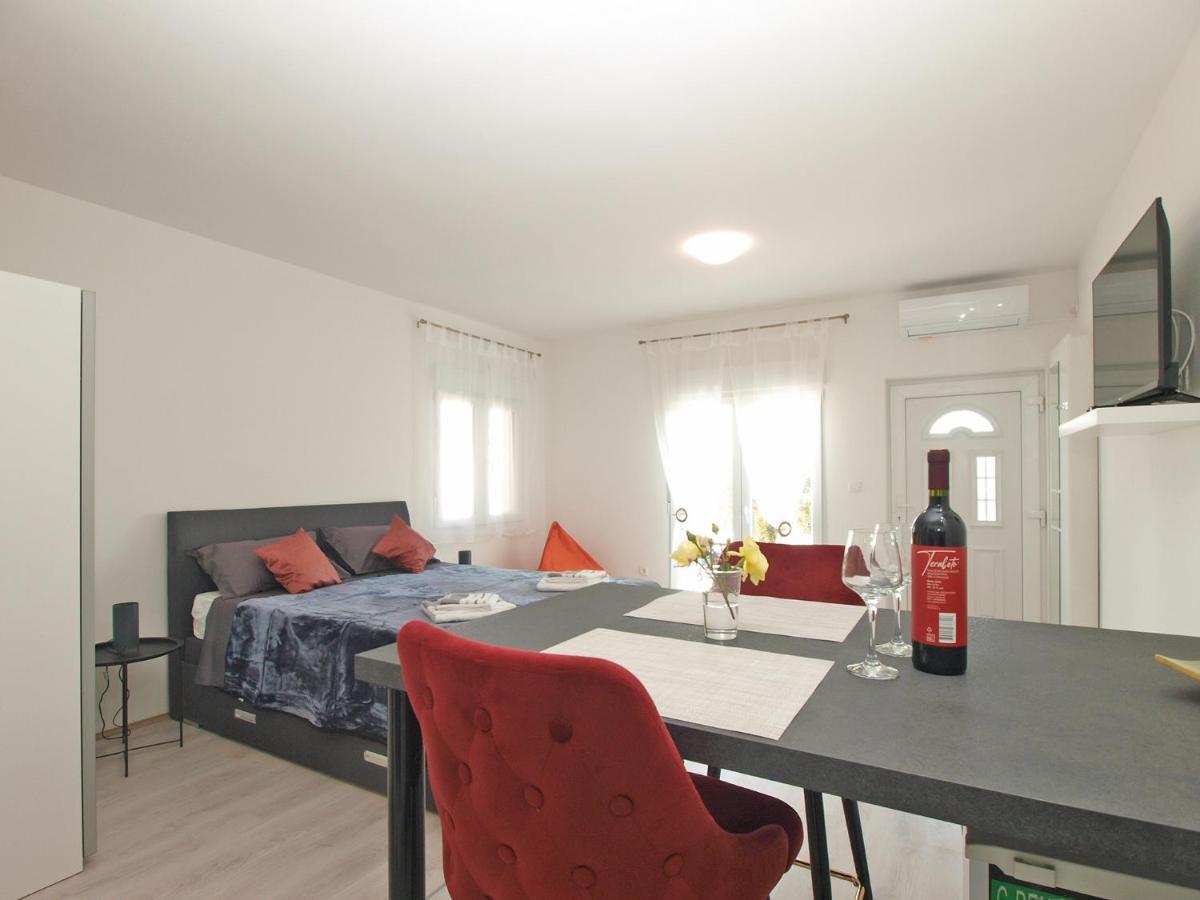 Apartment Florinda 2091 Pula Ngoại thất bức ảnh